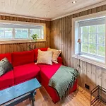 4 Bedroom Cozy In